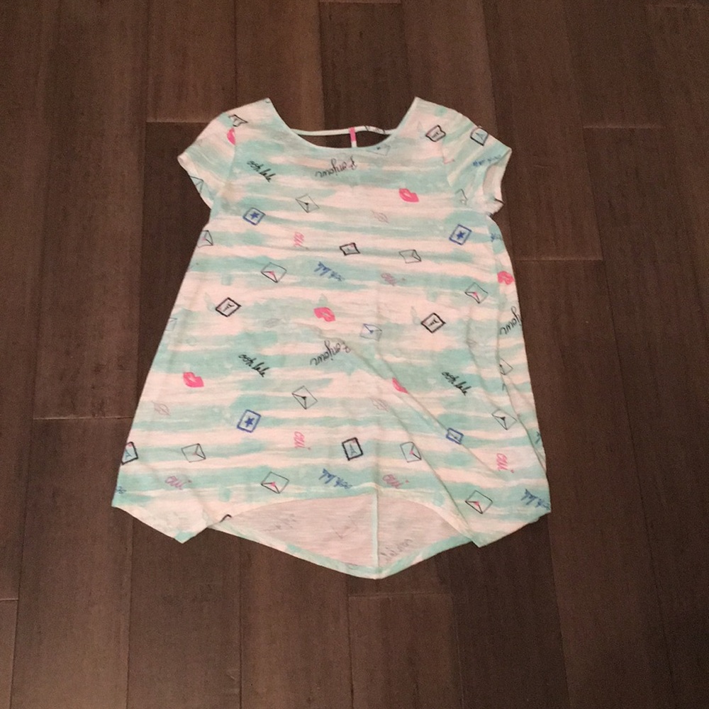 Girls Paris theme shirt.